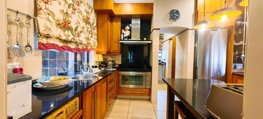 4 Bedroom Property for Sale in Van Der Hoff Park North West